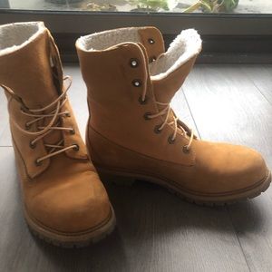 Timberland waterproof Fleece-lined boots